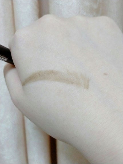 ファッションブロウ パウダーインペンシル N/MAYBELLINE NEW YORK/アイブロウペンシルを使ったクチコミ(4枚目)