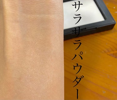 ライトリフレクティングセッティングパウダー　プレスト　N/NARS/プレストパウダーを使ったクチコミ（2枚目）