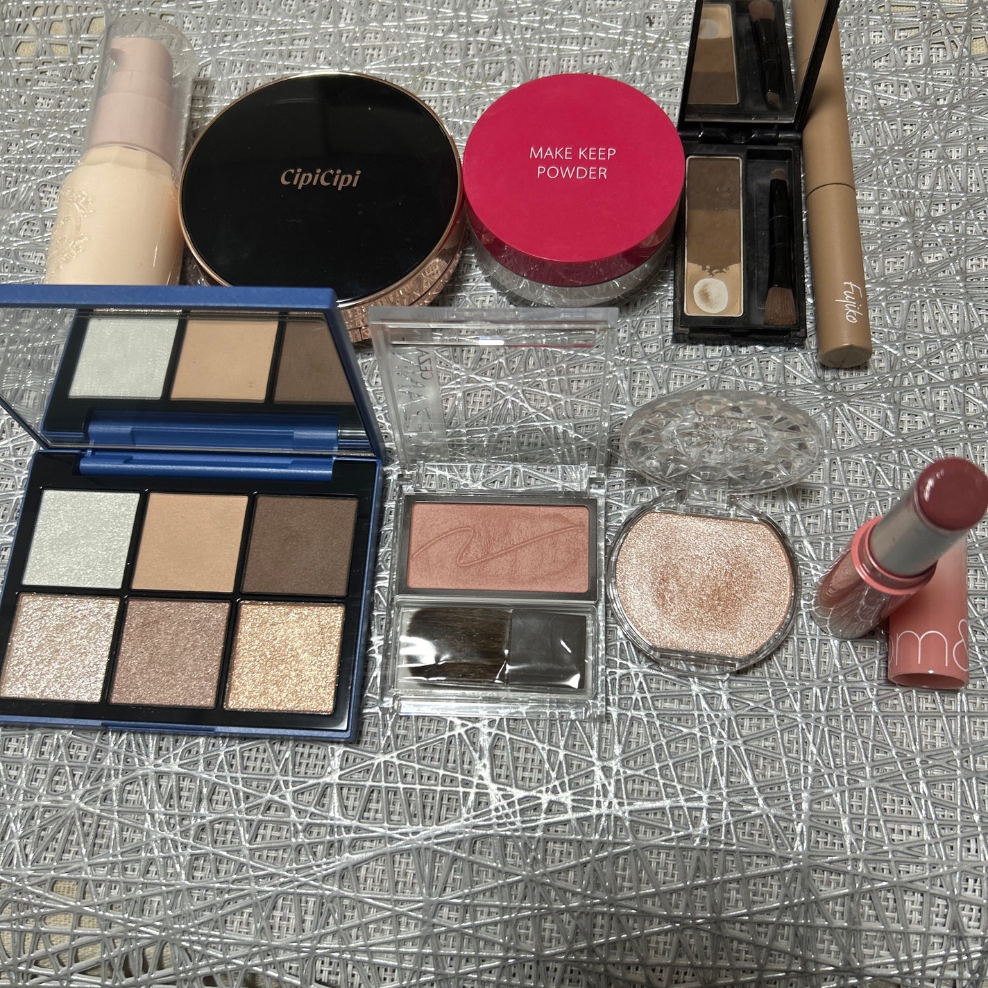 ケイト デザイニングアイブロウ3D/KATE/パウダーアイブロウを使ったクチコミ(2枚目)