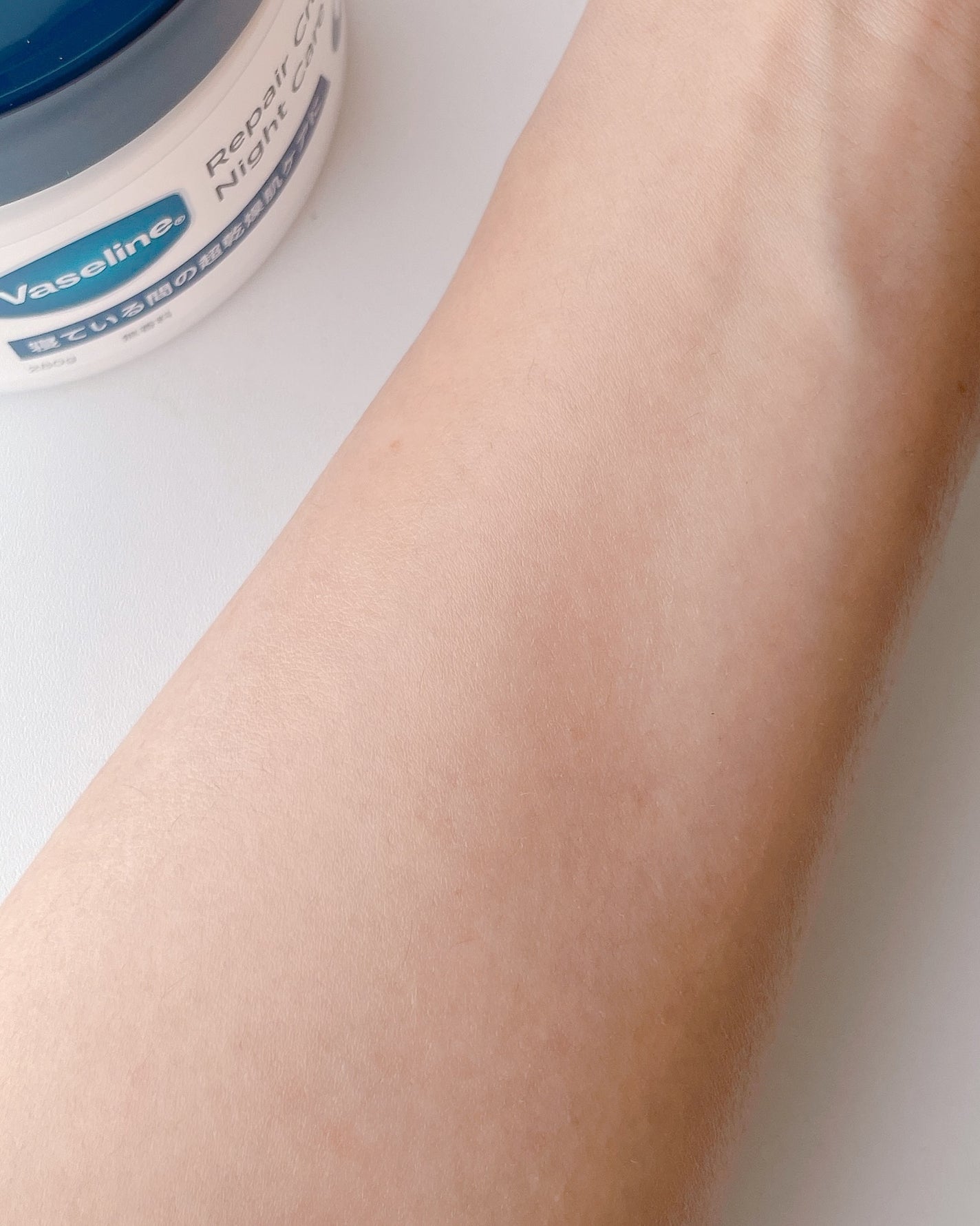 ヴァセリンリペアクリームナイトケア/ヴァセリン/ボディクリームを使ったクチコミ(4枚目)