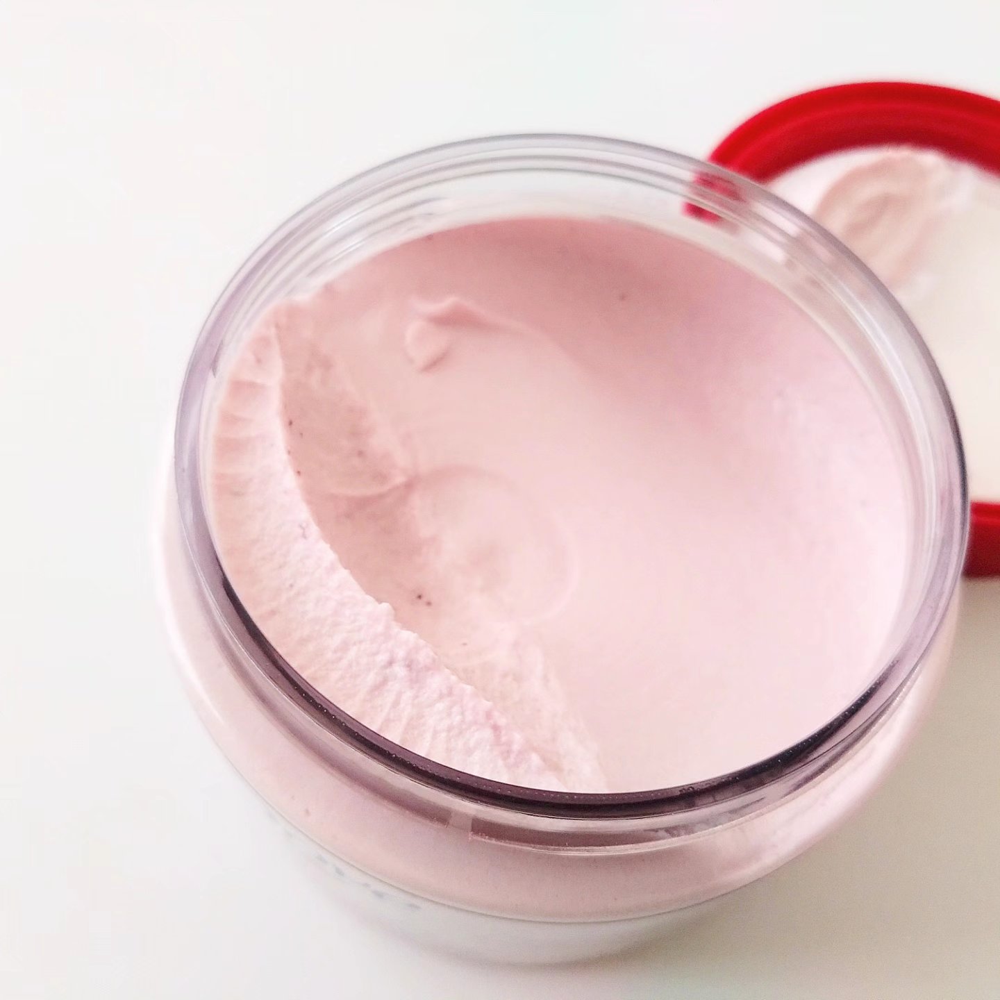 ダヴ ふわとろ　クリーミースクラブ チェリー＆アプリコットミルク/ダヴ/ボディスクラブを使ったクチコミ（2枚目）