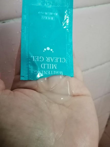 ホワイトニング マイルドクリアゲル/三粧化研/ピーリングを使ったクチコミ(2枚目)