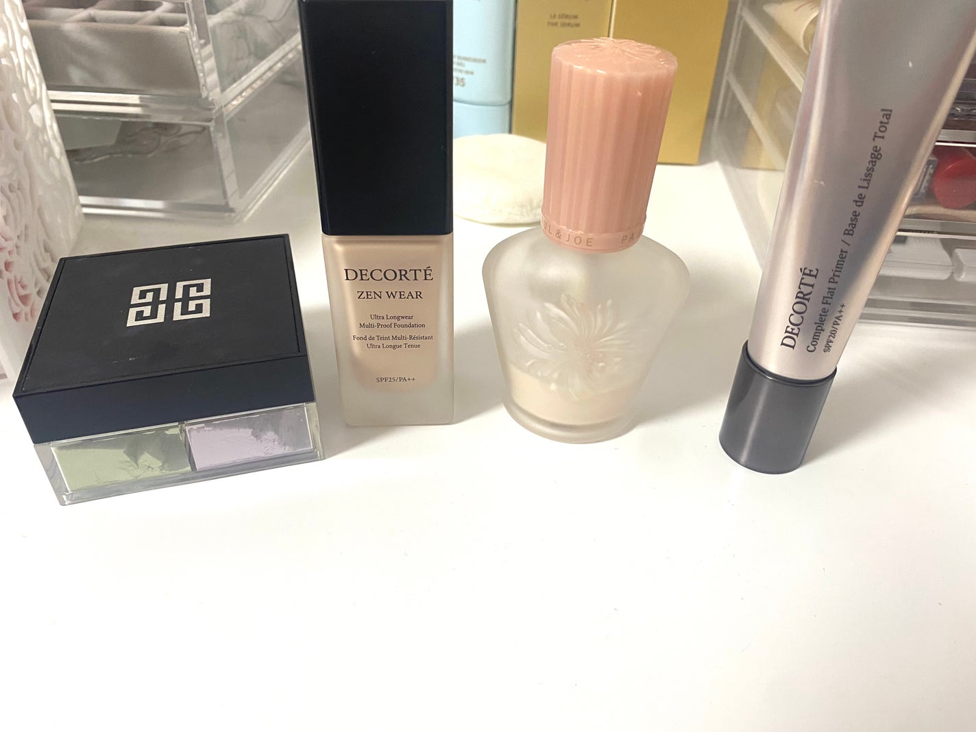 プリズム・リーブル/GIVENCHY/ルースパウダーを使ったクチコミ(2枚目)