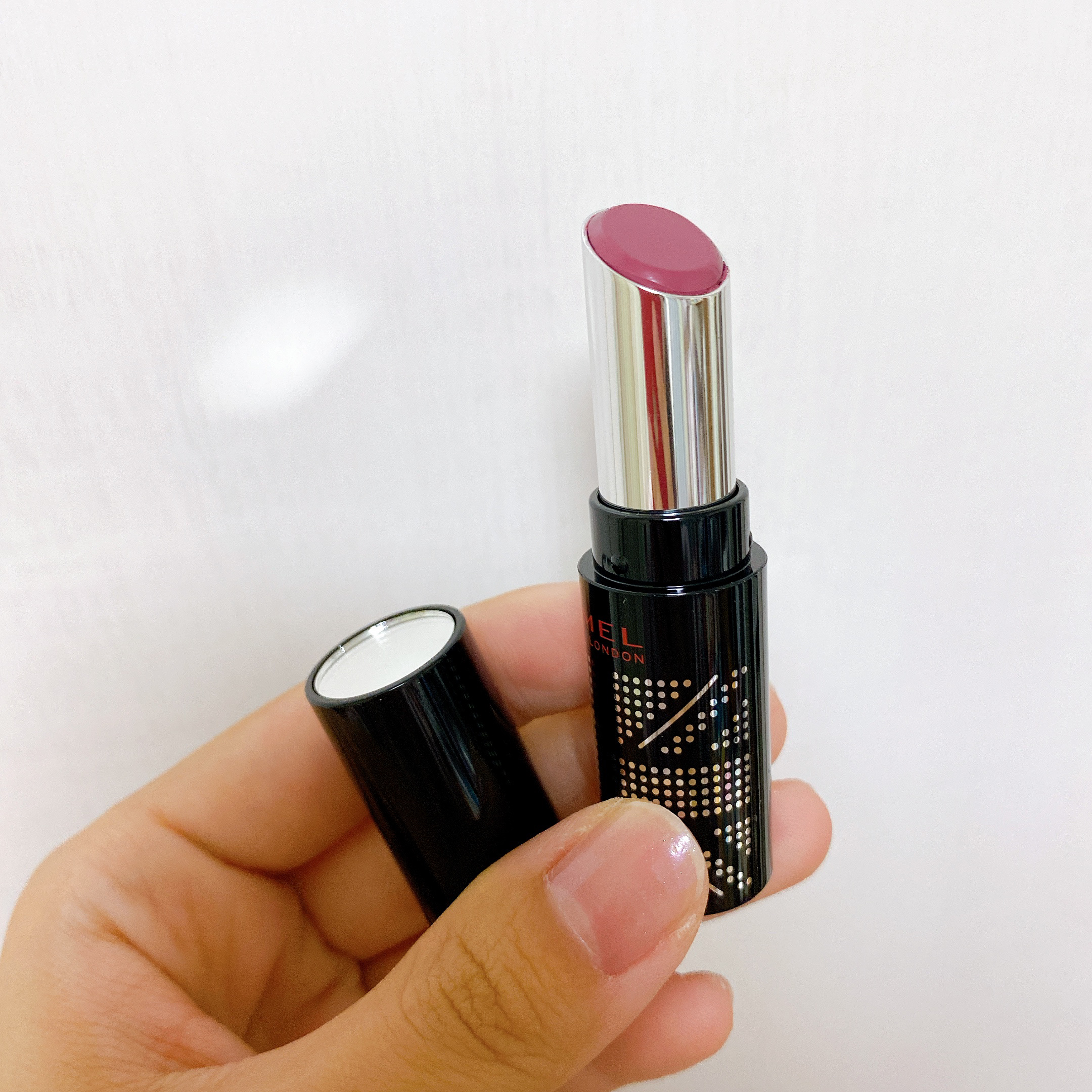 ラスティングフィニッシュ クリーミィ リップ/リンメル ロンドン/口紅を使ったクチコミ（1枚目）