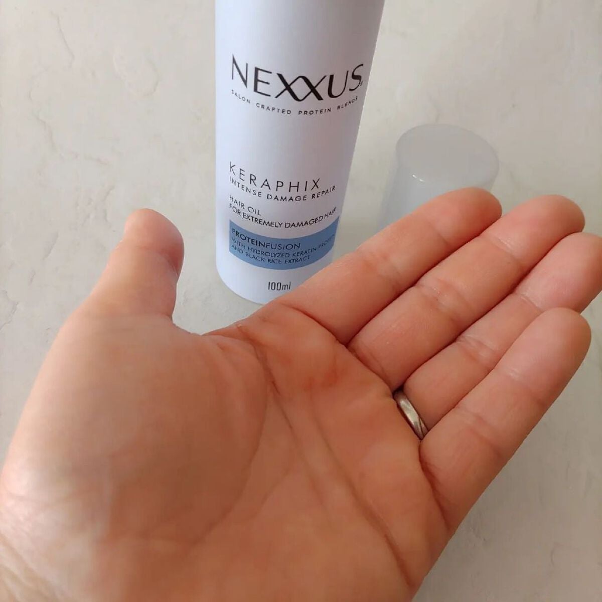 ネクサス インテンスダメージリペア 洗い流さないトリートメントオイル/NEXXUS(ネクサス)/ヘアオイルを使ったクチコミ(5枚目)