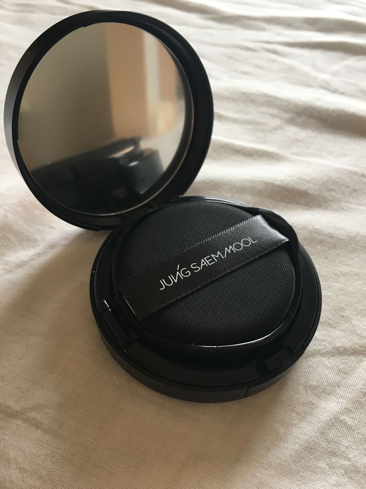 エッセンシャル スキン ヌーダー クッション Medium(本体+リフィル)/JUNG SAEM MOOL/クッションファンデーションを使ったクチコミ（2枚目）