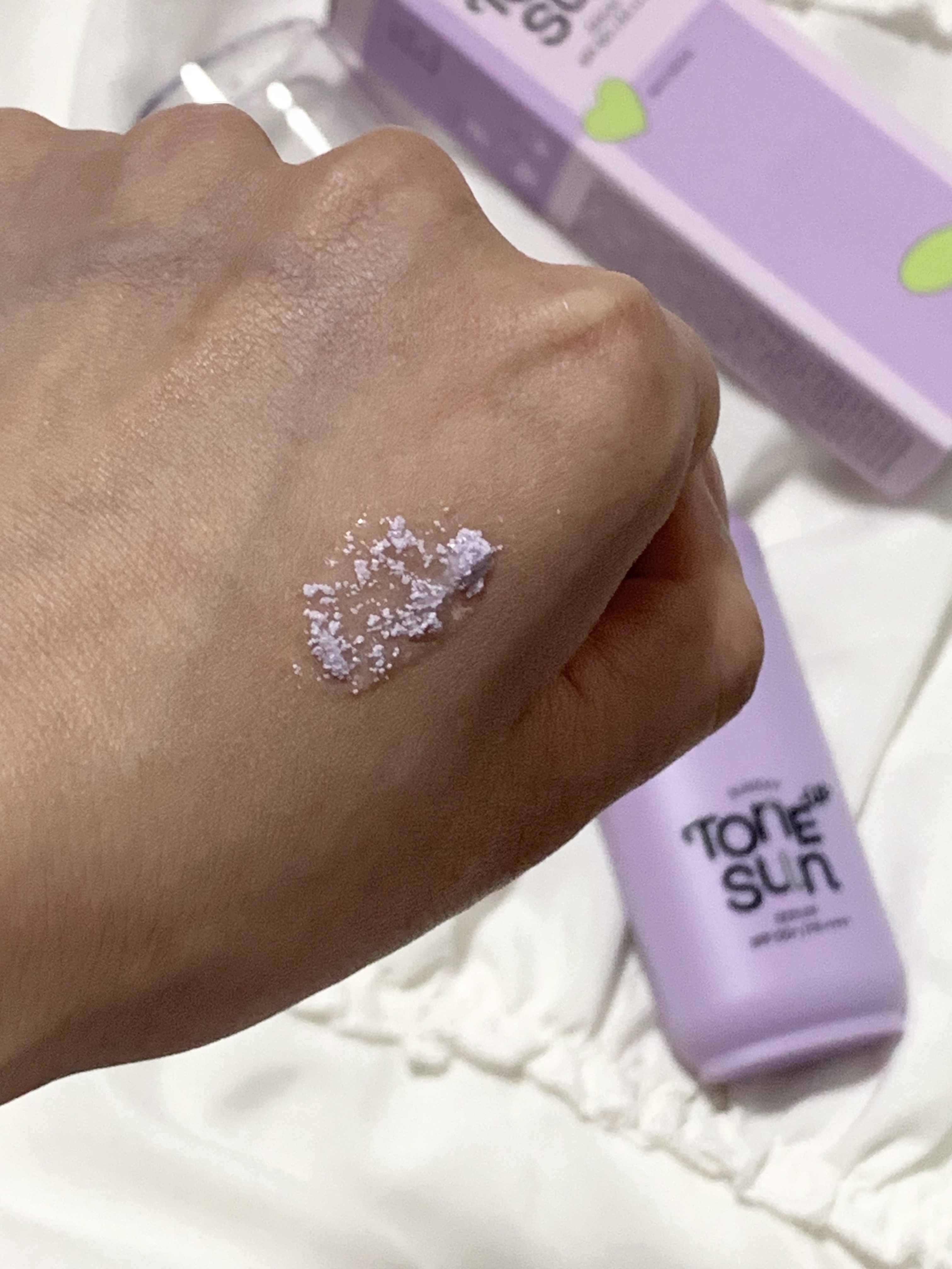 サンデートーンアップサンセラム/EDIT.B/美容液を使ったクチコミ（3枚目）