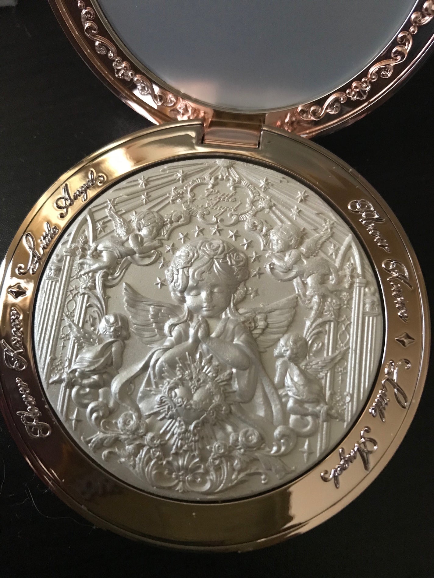 フラワーノーズ リトルエンジェルコレクション ハイライター/FlowerKnows/パウダーハイライトを使ったクチコミ(2枚目)