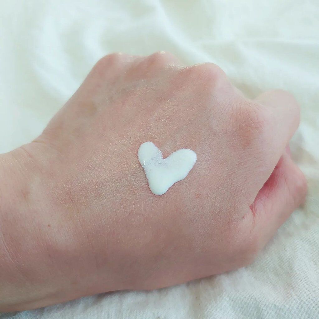 ビオレUV アクアリッチ アクアプロテクトローション(水層パック)/ビオレ/日焼け止めローションを使ったクチコミ（2枚目）