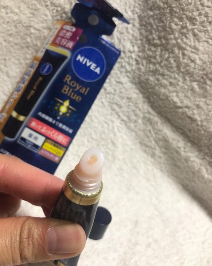 ニベア ロイヤルブルーリップ 濃密美容ケア/ニベア/リップ美容液を使ったクチコミ(4枚目)