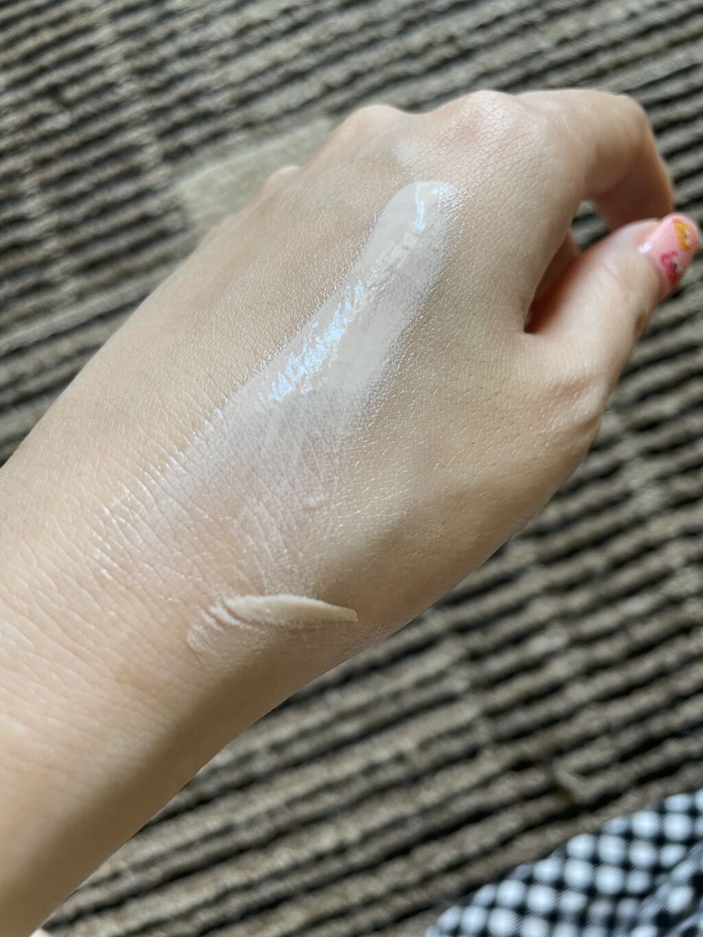 【旧】スノー UVシールド トーンアップ 50+/Dior/日焼け止めミルクを使ったクチコミ（3枚目）