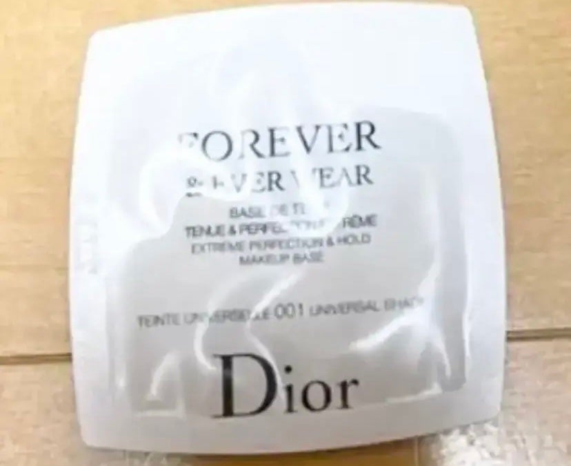 ディオールスキン フォーエヴァー&エヴァー ベース SPF20/PA++/Dior/化粧下地を使ったクチコミ(1枚目)
