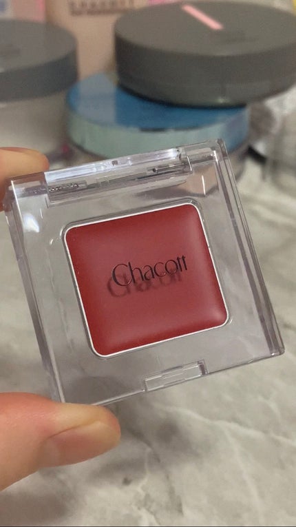 マルチカラーバリエーション ヴィヴィッド/チャコット・コスメティクス/単色アイシャドウを使ったクチコミ(2枚目)