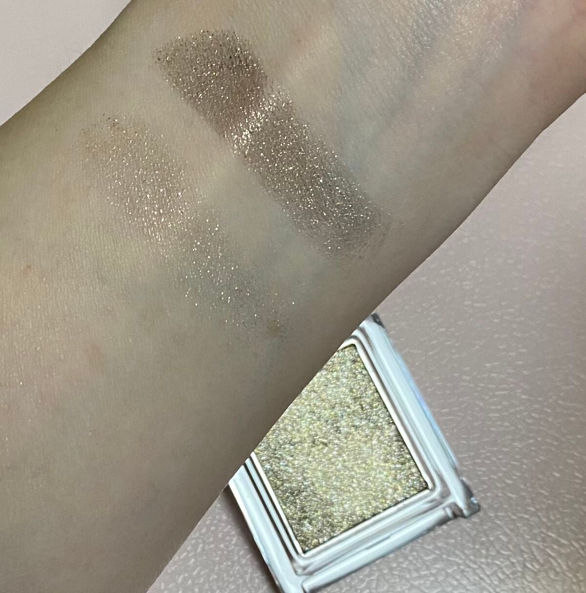 プリズム パウダーアイカラー/リンメル ロンドン/単色アイシャドウを使ったクチコミ(2枚目)