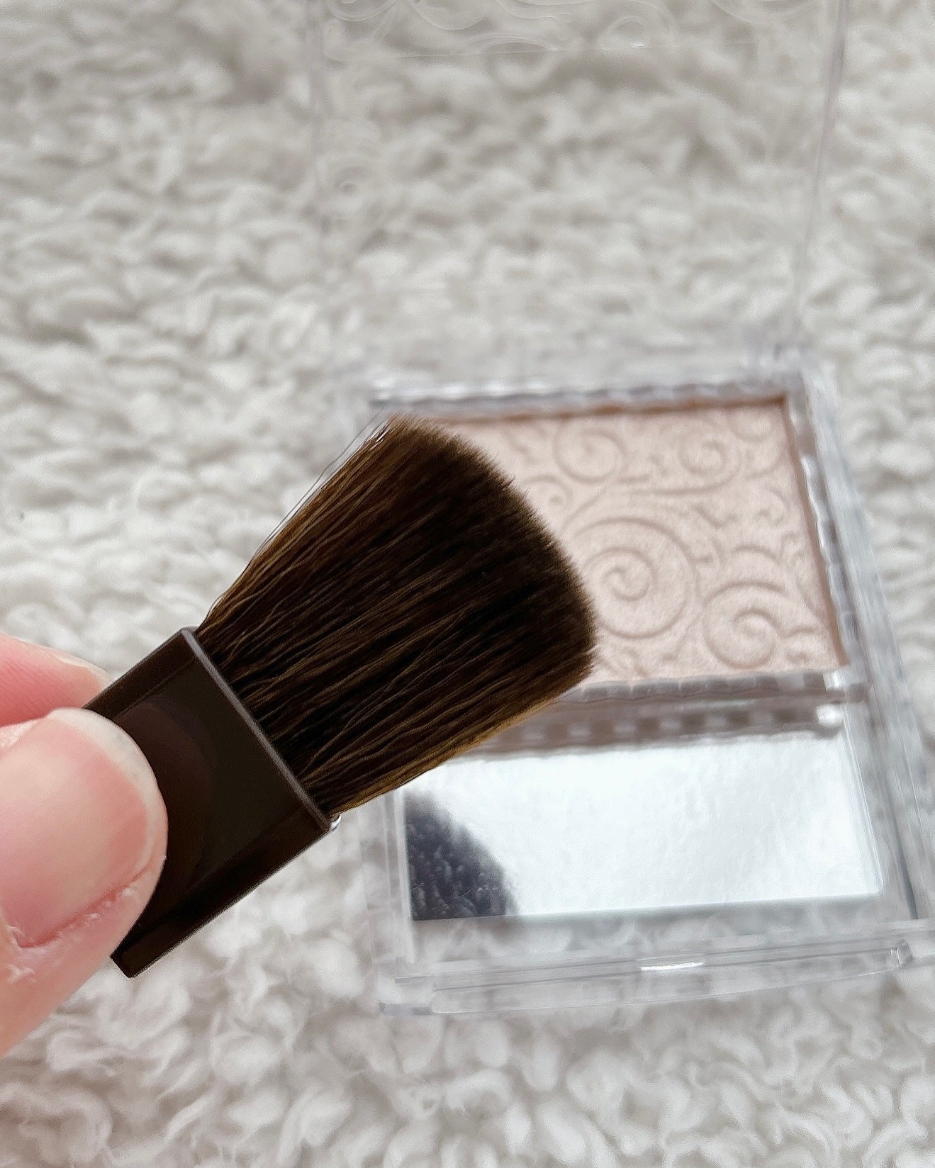 パールグロウハイライト/CEZANNE/パウダーハイライトを使ったクチコミ(2枚目)