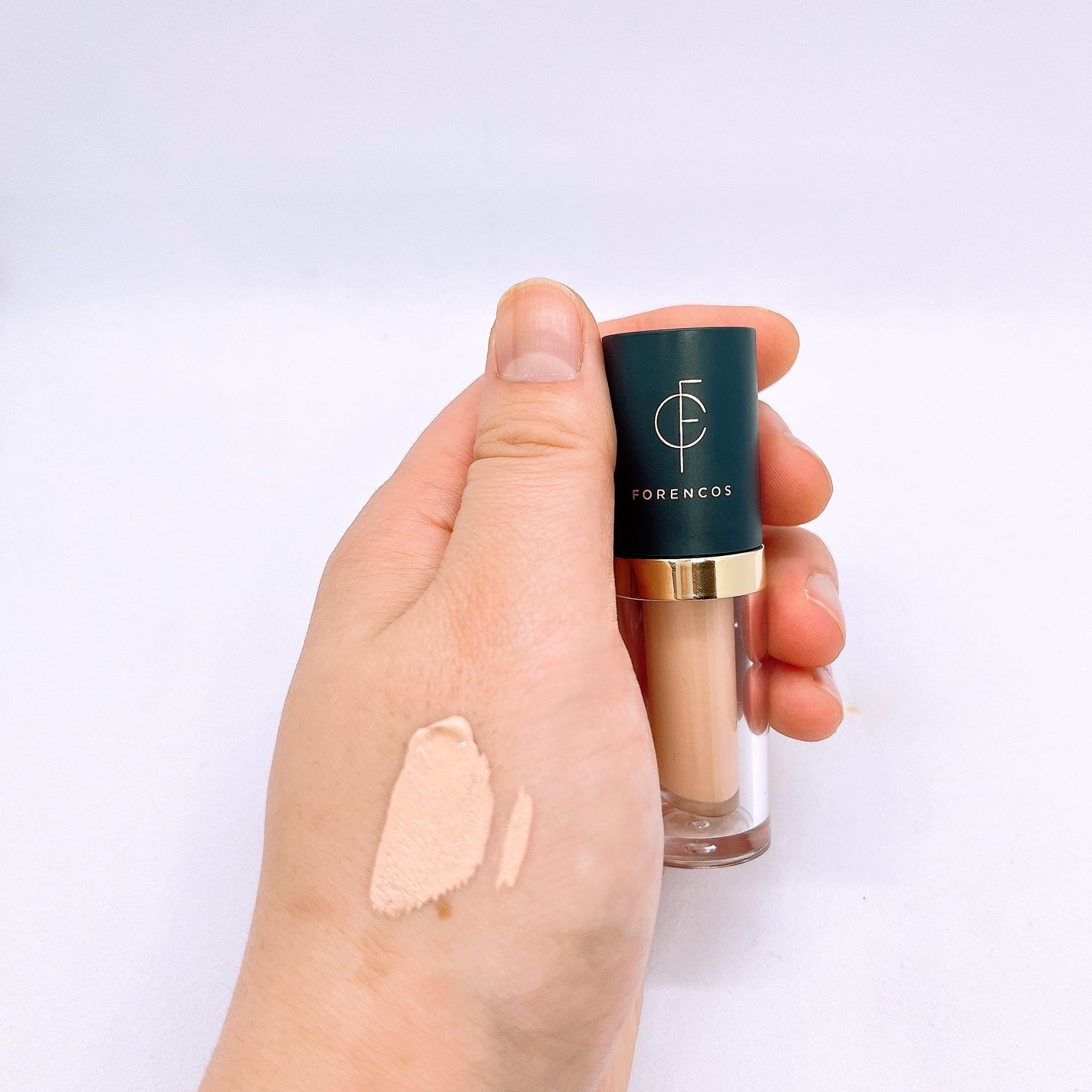 タトゥーウォータープルーフスカーコンシーラー/フォレンコス/リキッドコンシーラーを使ったクチコミ(4枚目)