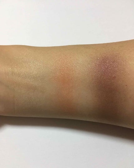 トーンアップアイシャドウ/CEZANNE/アイシャドウパレットを使ったクチコミ(3枚目)