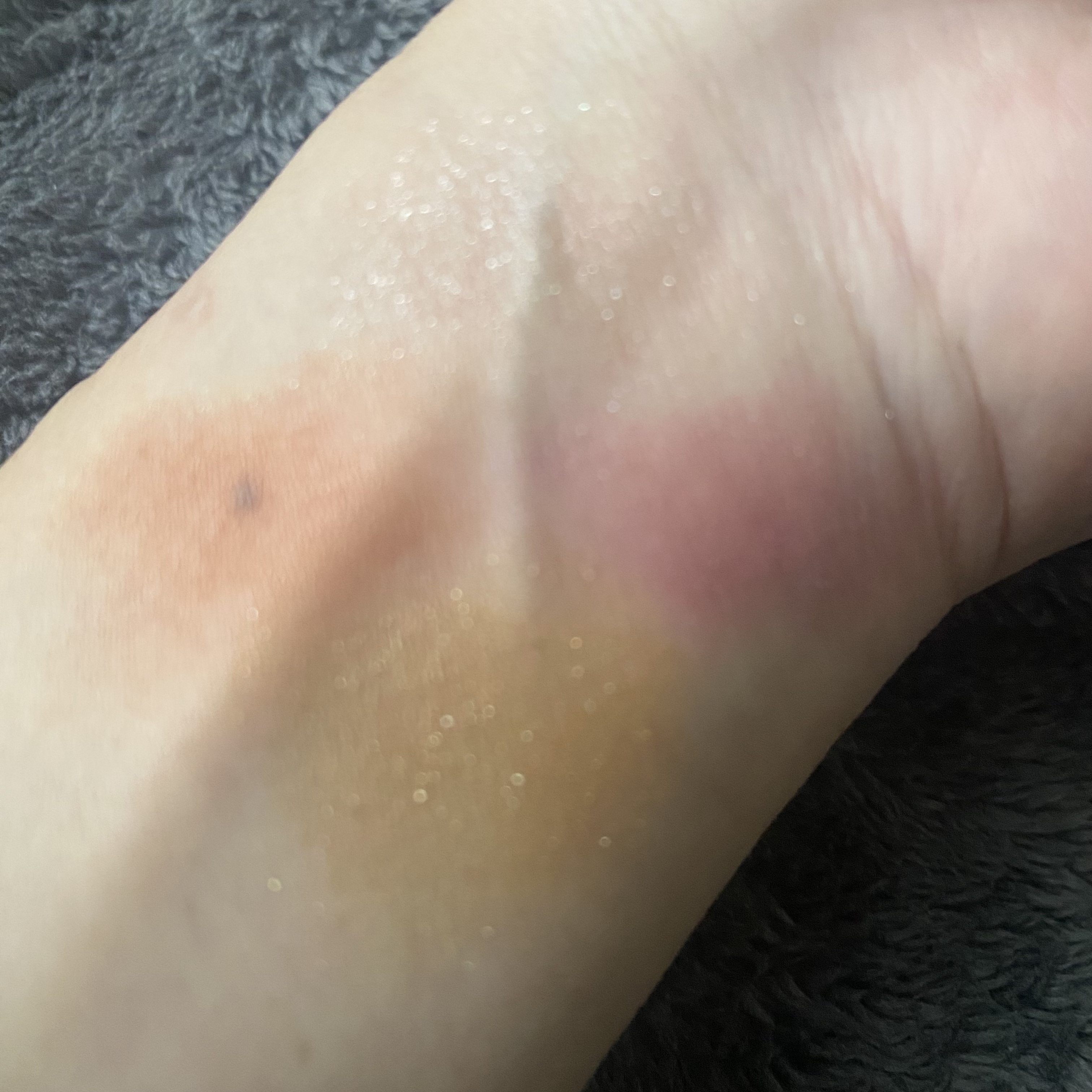 ミネラルクラッシィシャドー/エトヴォス/アイシャドウパレットを使ったクチコミ（2枚目）