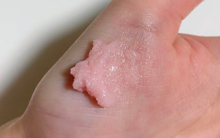 Q+Me スウィート ボム タラソ スクラブ/AGARISM/バスト・ヒップケアを使ったクチコミ(3枚目)