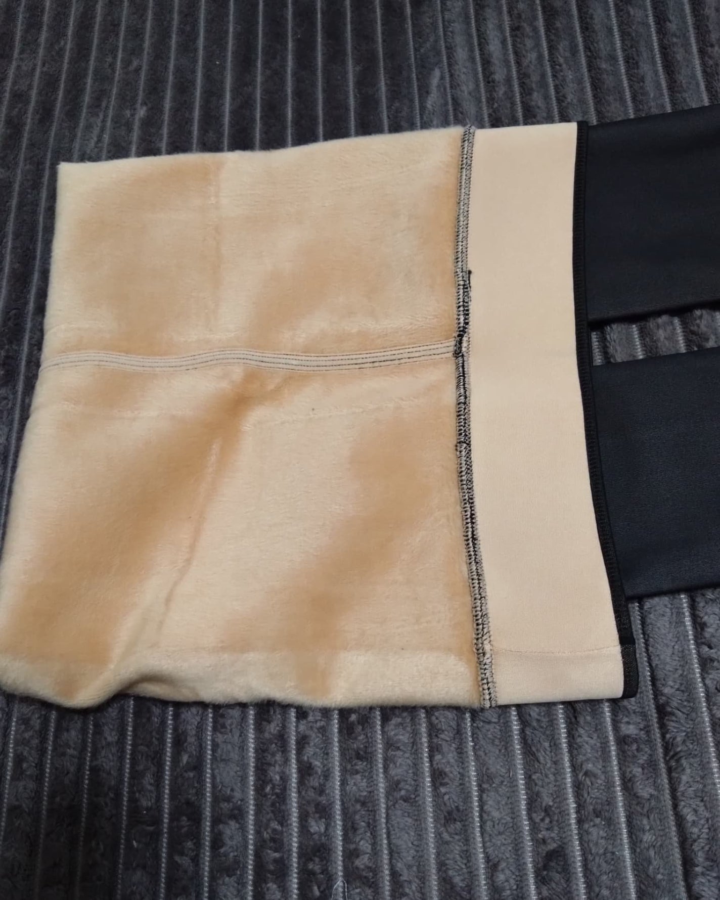 hiro on LIPS 「@quliet_official:フェイクタイツ着用:ブルーベ..」(5枚目)