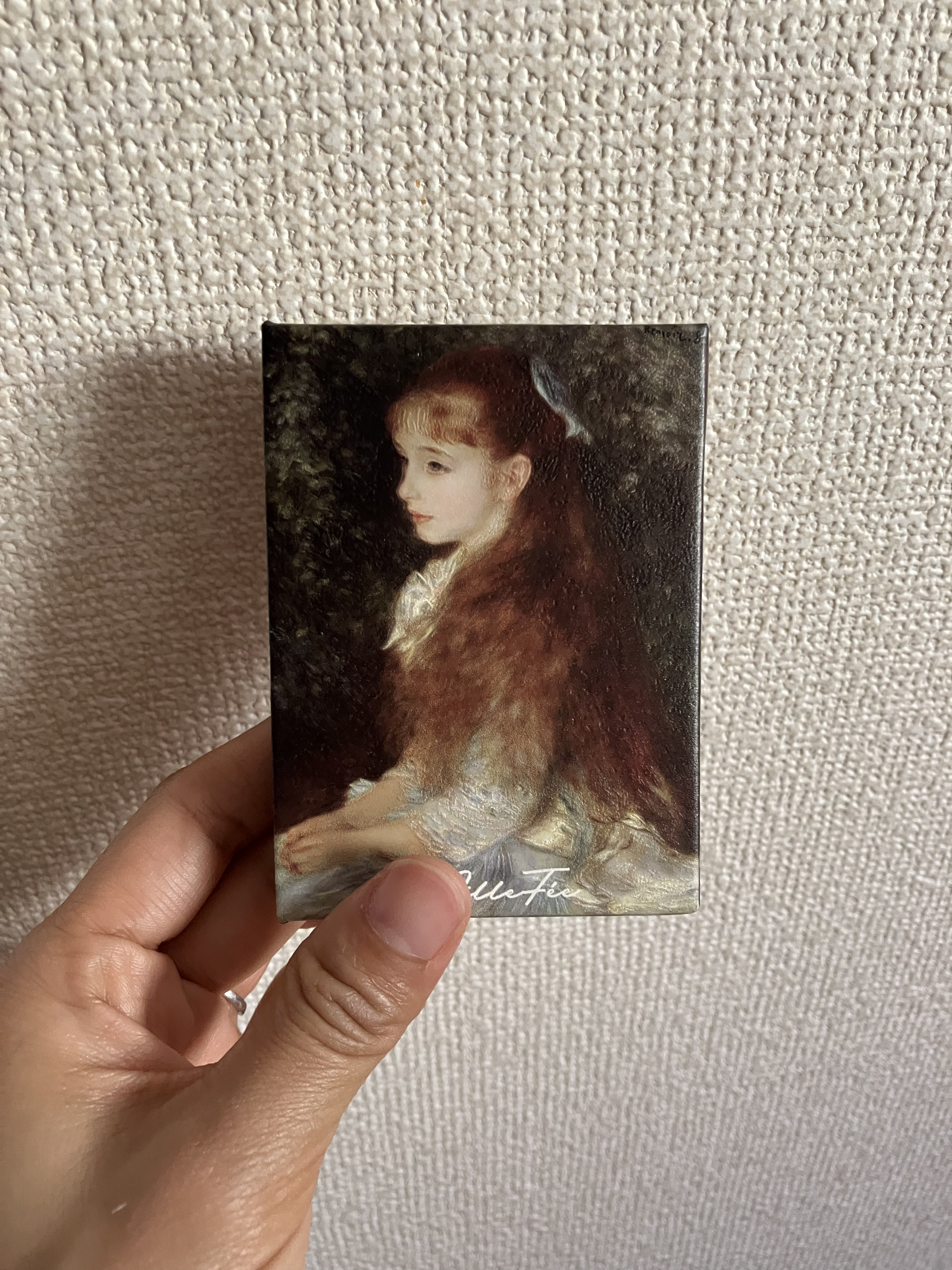 絵画アイシャドウパレット 01 可愛いイレーヌ/MilleFée/アイシャドウパレットを使ったクチコミ（1枚目）