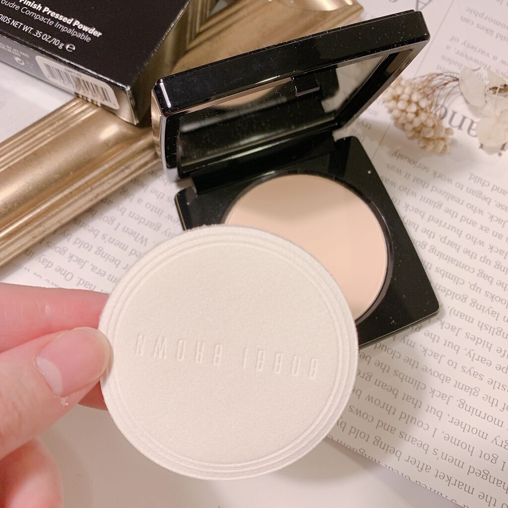シアーフィニッシュ プレストパウダー 11 ソフトポーセリン/BOBBI BROWN/プレストパウダーを使ったクチコミ（3枚目）