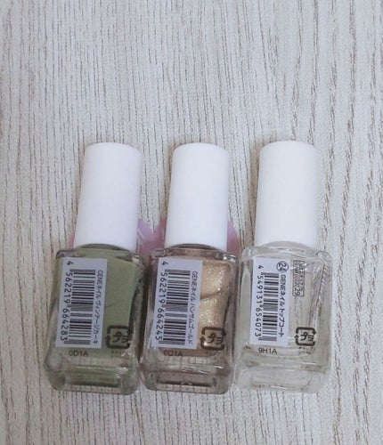 gene TOKYO ネイル/DAISO/マニキュアを使ったクチコミ(4枚目)