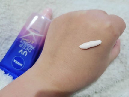 ニベアUV ディープ プロテクト&ケア トーンアップ エッセンス/ニベア/日焼け止めローションを使ったクチコミ(3枚目)