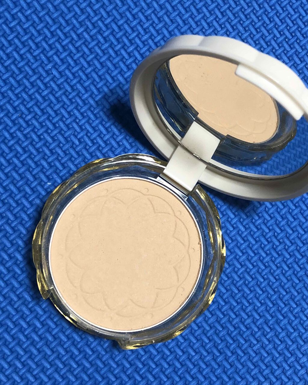 UVシルクカバーパウダー/CEZANNE/プレストパウダーを使ったクチコミ（3枚目）