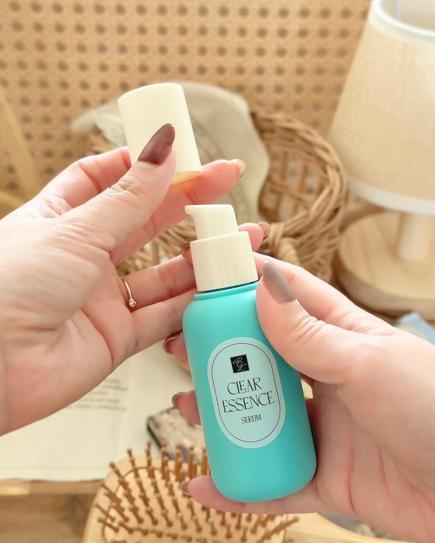 クリアエッセンス セラム/ピュレア/美容液を使ったクチコミ（2枚目）