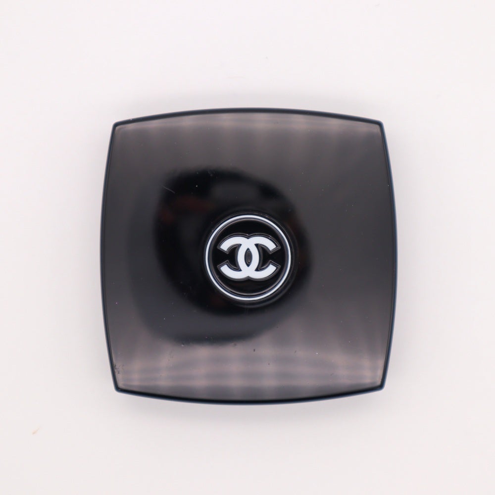 プードゥル ユニヴェルセル コンパクト/CHANEL/プレストパウダーを使ったクチコミ(2枚目)