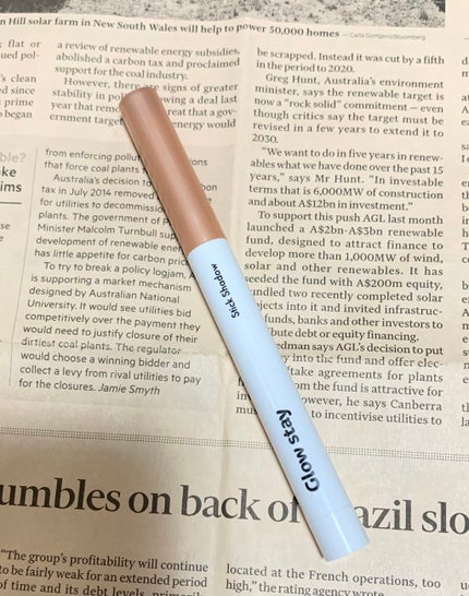 the SAEM グロウステイスティックシャドウのクチコミ「the SAEMのグロウステイスティックシャドウです
カラーはBE01のスリップベージュになり.....」(1枚目)