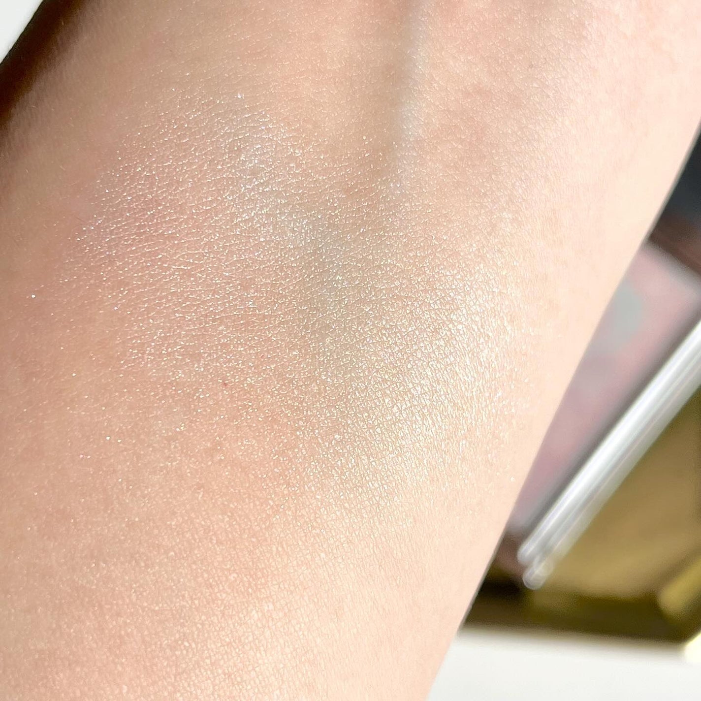 スキンルミナスハイライター/DEAR DAHLIA/パウダーハイライトを使ったクチコミ(5枚目)