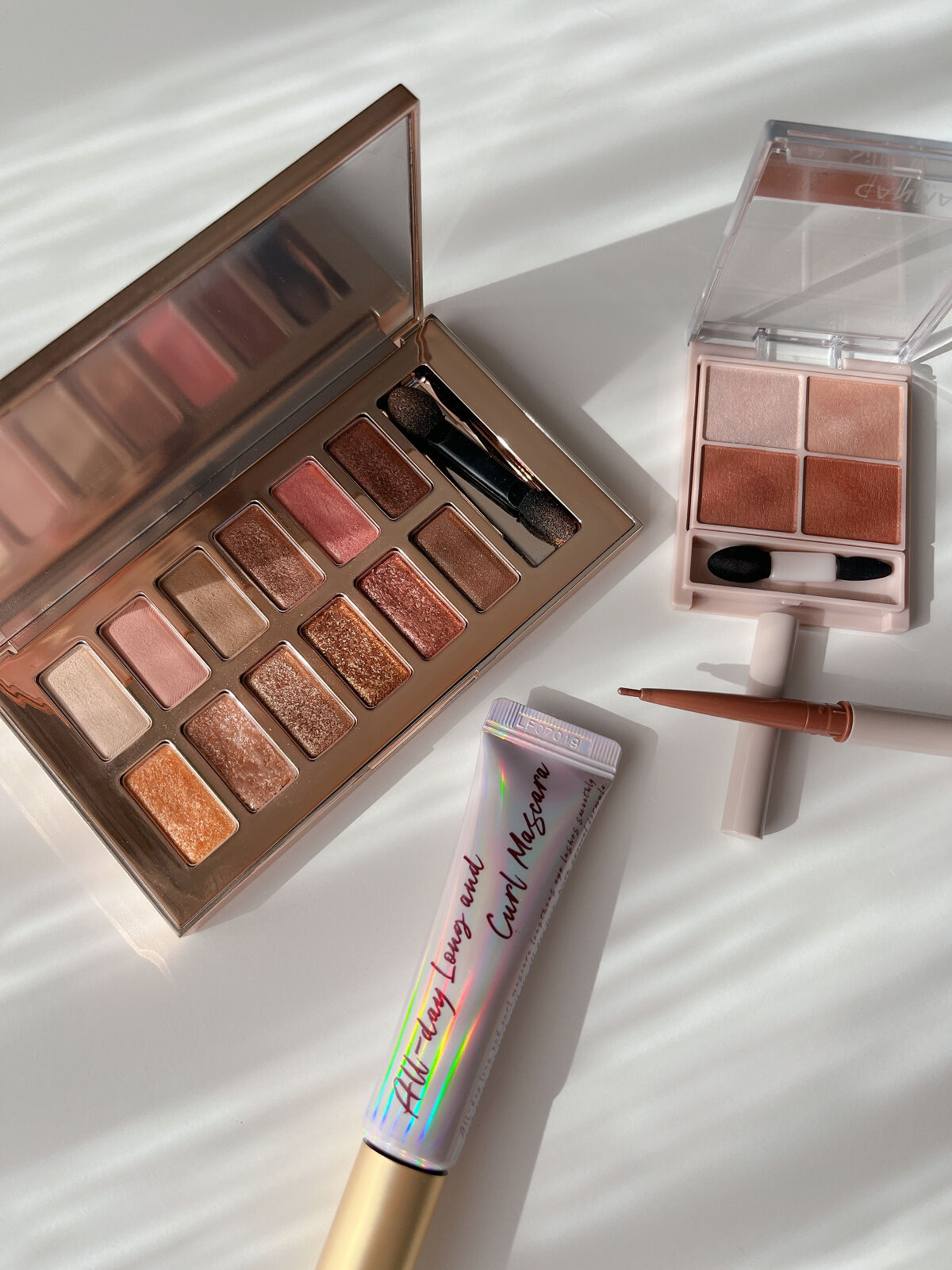 バレンタインボックス/VAVI MELLO/アイシャドウパレットを使ったクチコミ（2枚目）