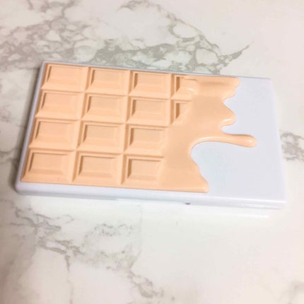 ミニチョコレートアイシャドウパレット/MAKEUP REVOLUTION/アイシャドウパレットを使ったクチコミ(2枚目)