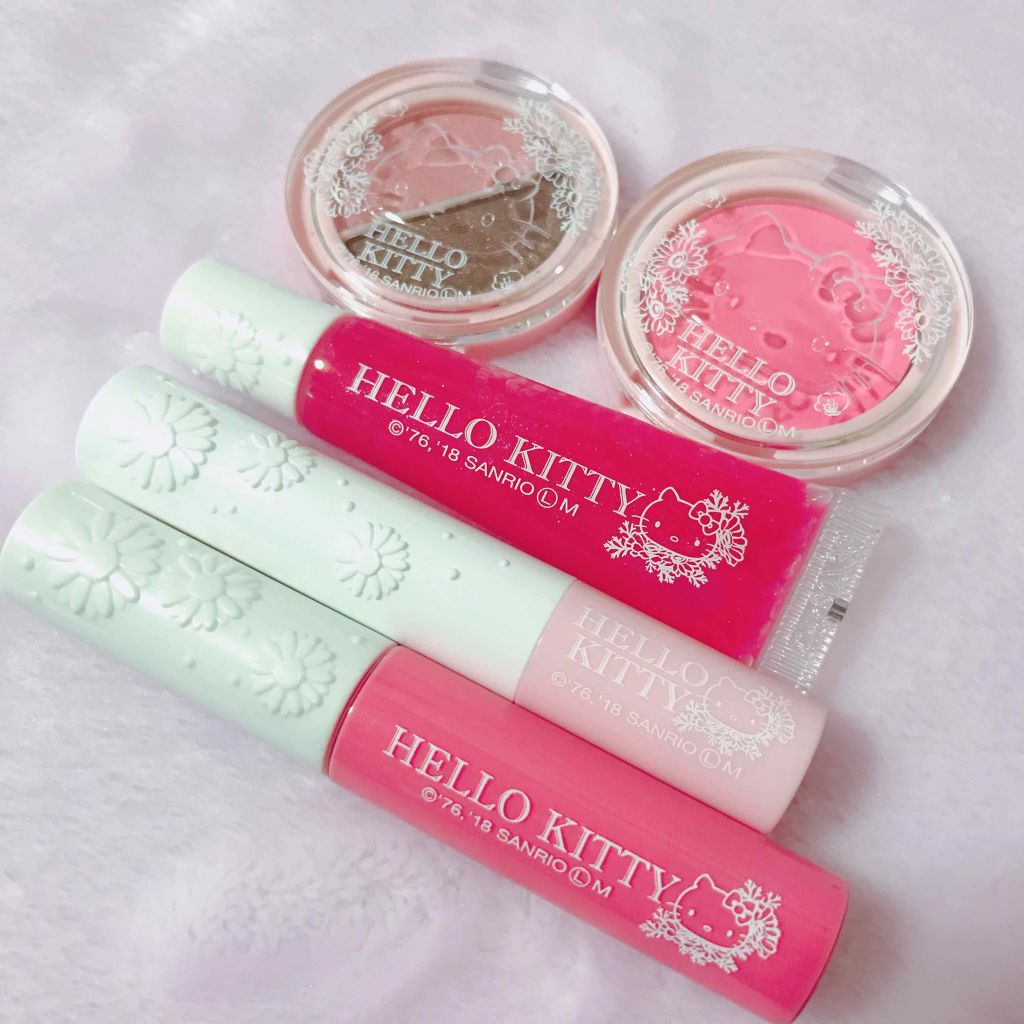 パウダーアイシャドウ ブルーミングキティ/DAISO/アイシャドウパレットを使ったクチコミ（1枚目）