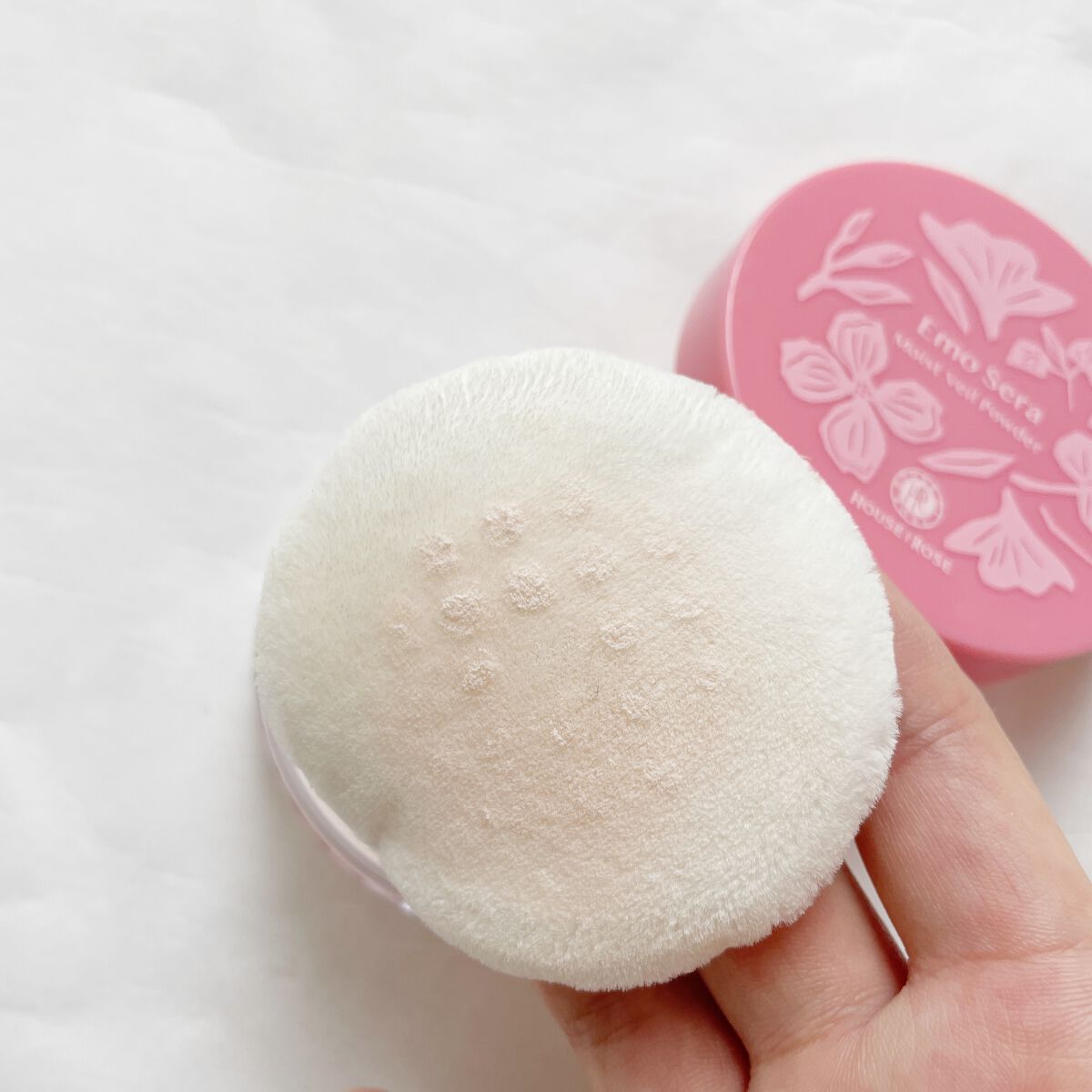 新品未使用　エモセラ　モイストヴェールパウダー ハウス オブ ローゼ］エモセラ モイストヴェールパウダー［2024