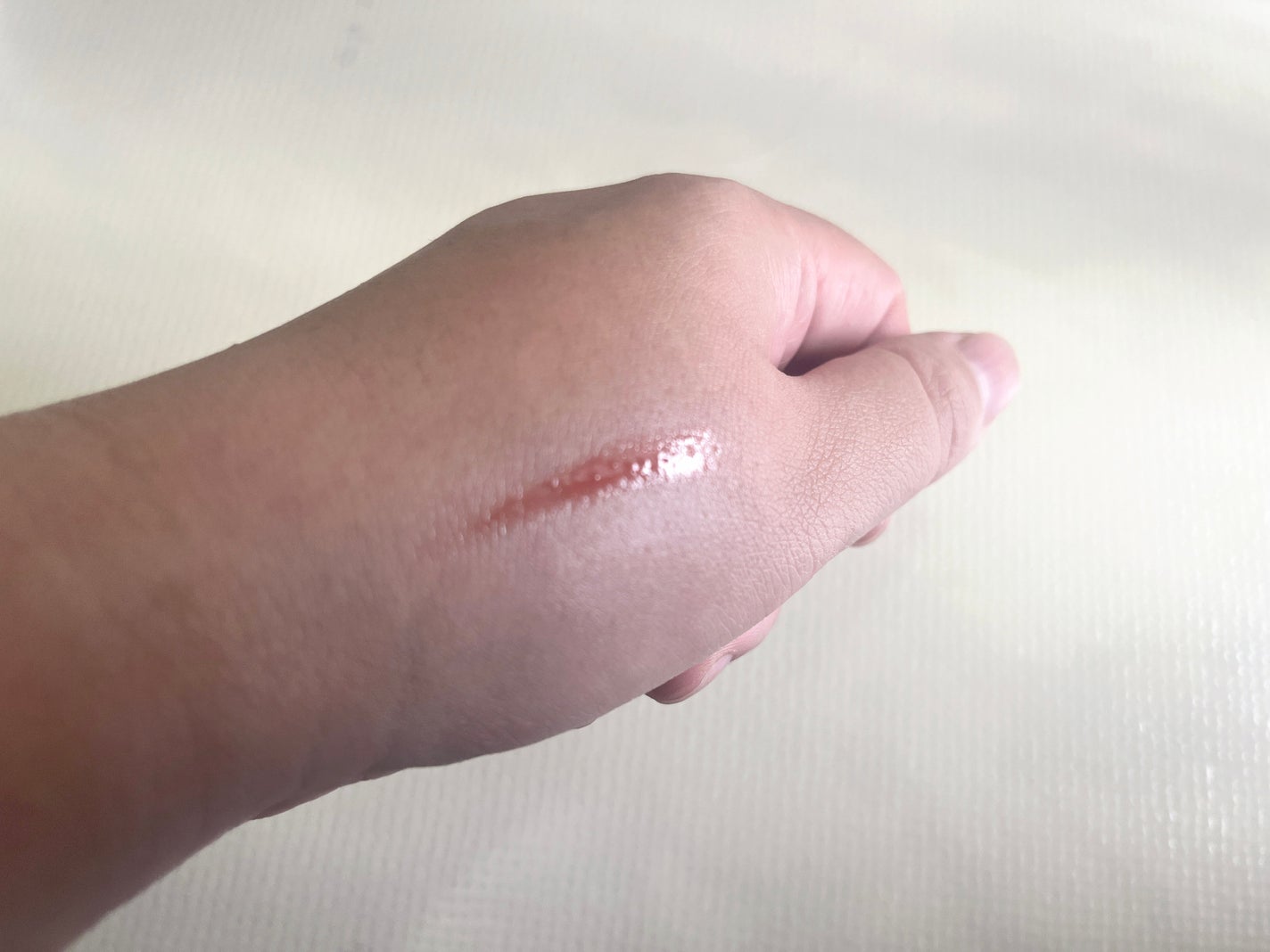 センシュアルヌードグロス/HERA/リップグロスを使ったクチコミ(4枚目)