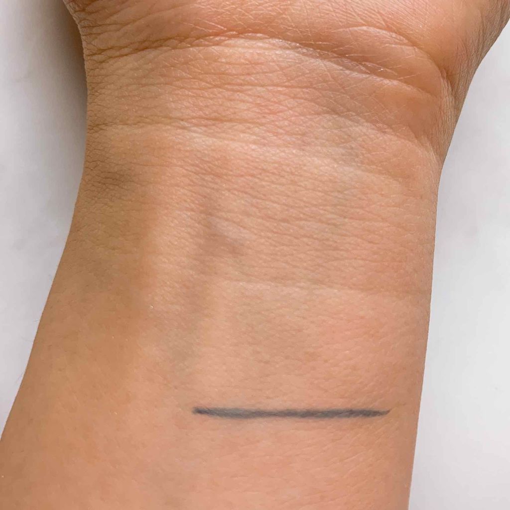 EYE OPENING LINER/UZU BY FLOWFUSHI/リキッドアイライナーを使ったクチコミ(2枚目)