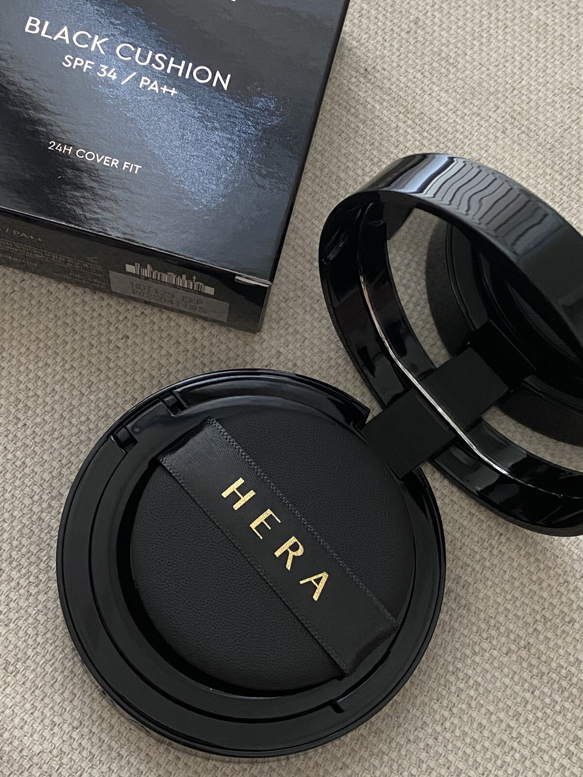 ブラック クッション/HERA/クッションファンデーションを使ったクチコミ（2枚目）