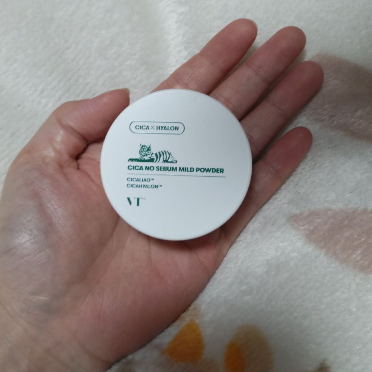 CICA ノーセバム マイルドパウダー/VT/ルースパウダーを使ったクチコミ(3枚目)