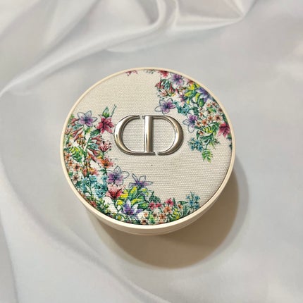 ディオールスキン フォーエヴァー クッション パウダー/Dior/ルースパウダーを使ったクチコミ(2枚目)