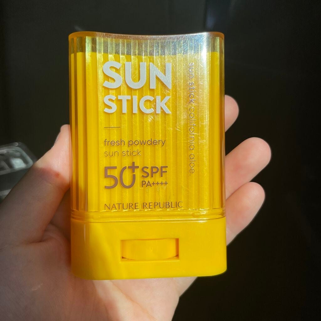 パウダリーUVアロエスティック/ネイチャーリパブリック/日焼け止めスティックを使ったクチコミ(2枚目)