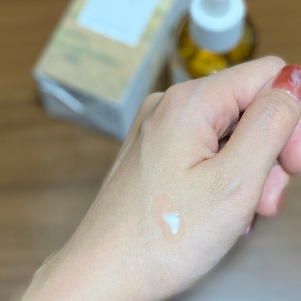 sora on LIPS 「このレビューは「センテラアンプル55ml」のPRです。元々肌荒..」(2枚目)