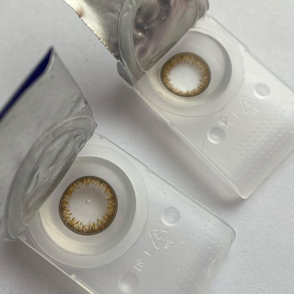 ワンデーアキュビュー®ディファイン®モイスト®/アキュビュー® ディファイン®/ワンデー(1DAY)カラコンを使ったクチコミ(2枚目)