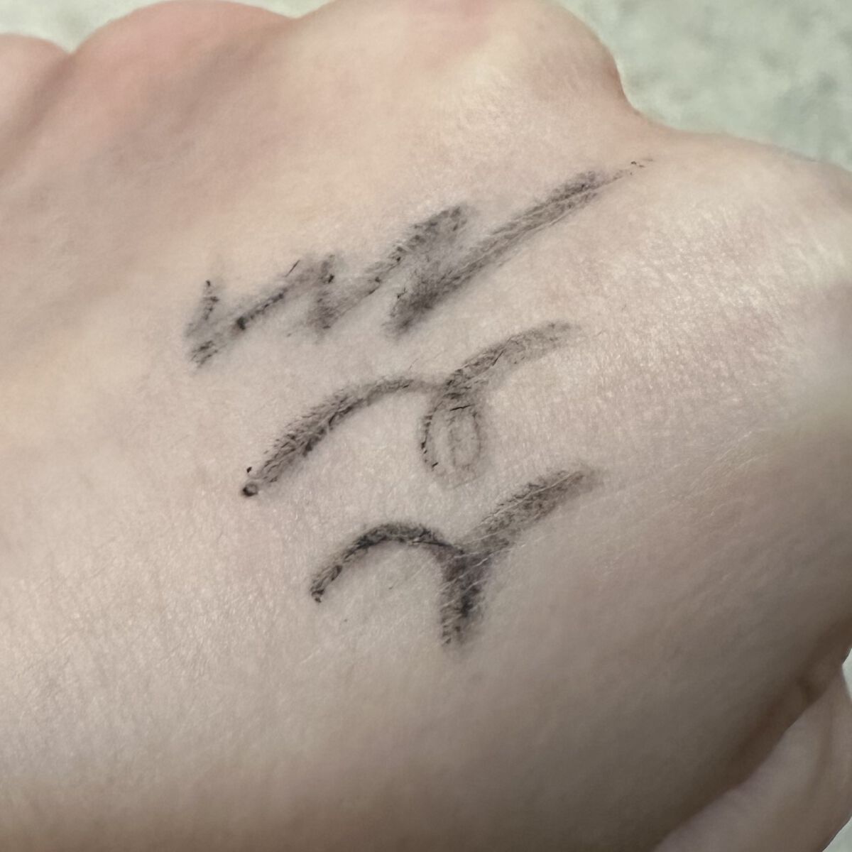 アイブロー ペンシル くり出し式 32 グレー/ちふれ/アイブロウペンシルを使ったクチコミ（2枚目）