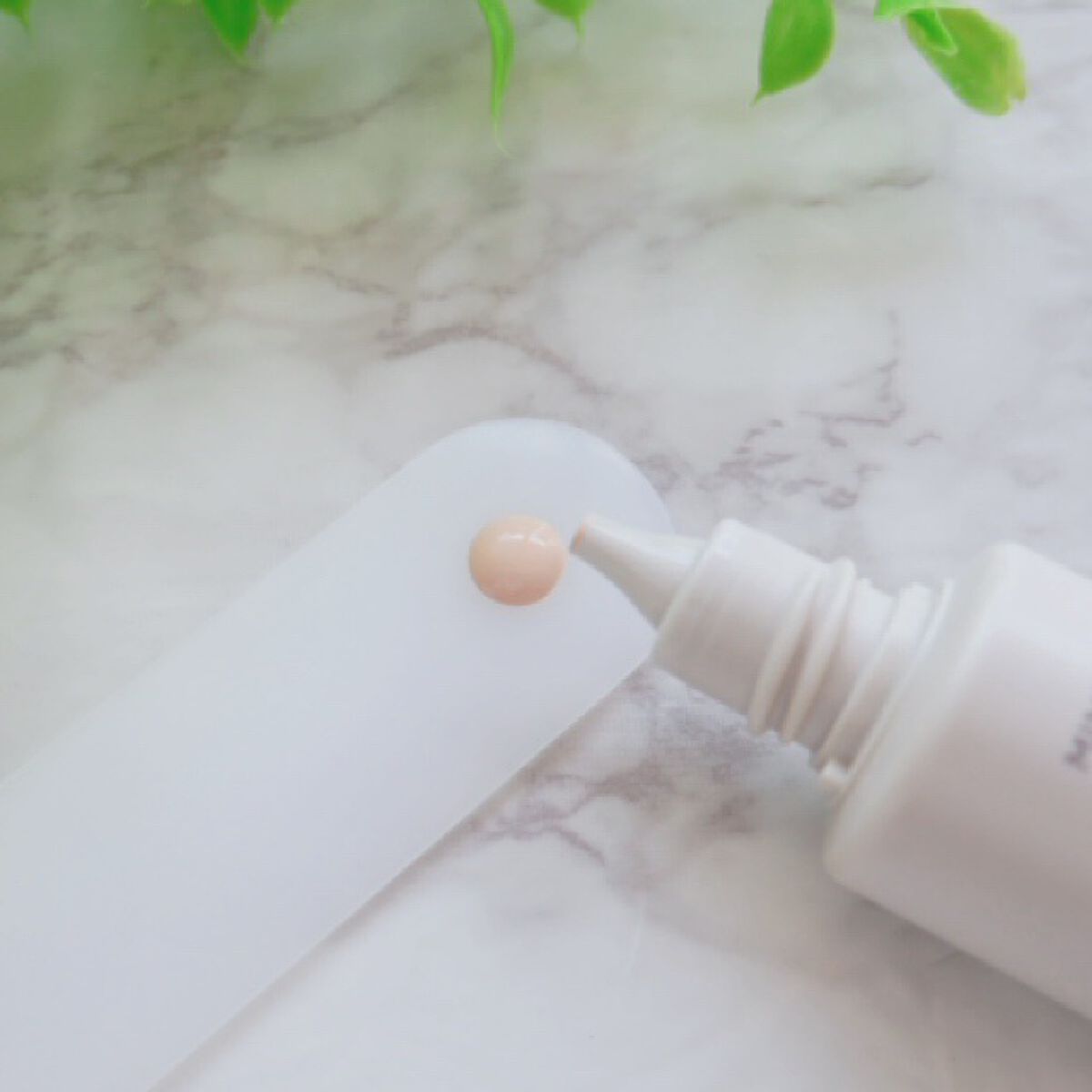 ミネラルフレッシュスキンリキッド/エトヴォス/リキッドファンデーションを使ったクチコミ（2枚目）