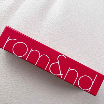 ジューシーラスティングティント/rom&nd/リップティントを使ったクチコミ(1枚目)