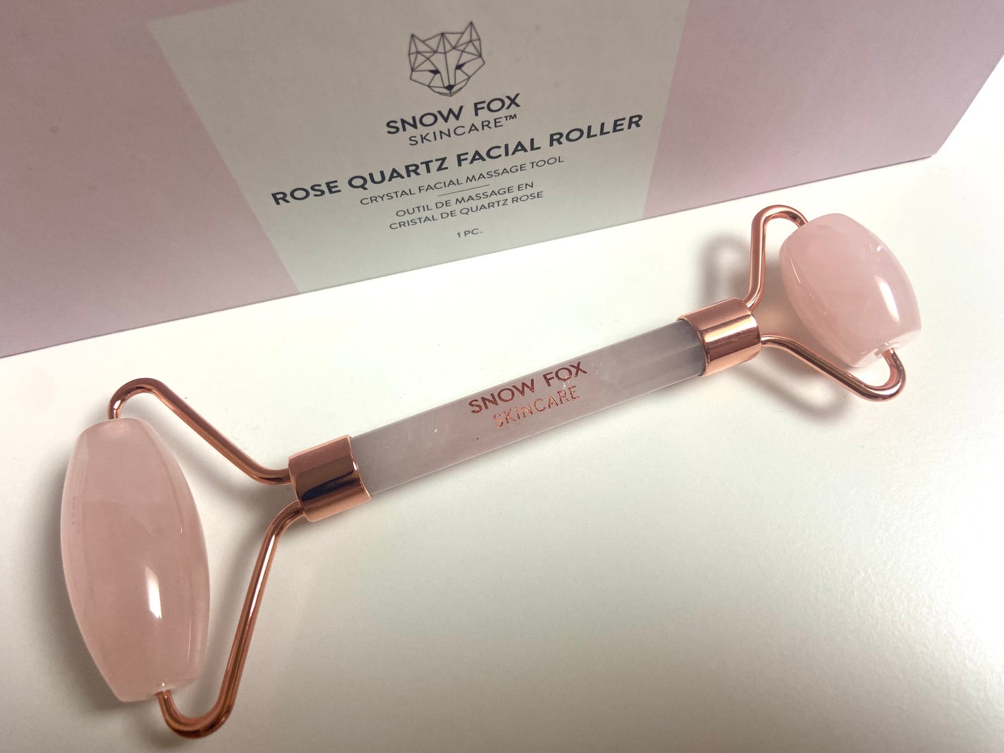 ローズ クォーツ フェイシャル ローラー/SNOW FOX SKINCARE/その他スキンケアグッズを使ったクチコミ(3枚目)