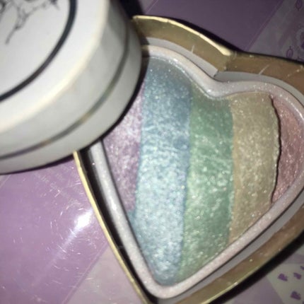 ハートハイライター ユニコーンハート/MAKEUP REVOLUTION/パウダーハイライトを使ったクチコミ(2枚目)